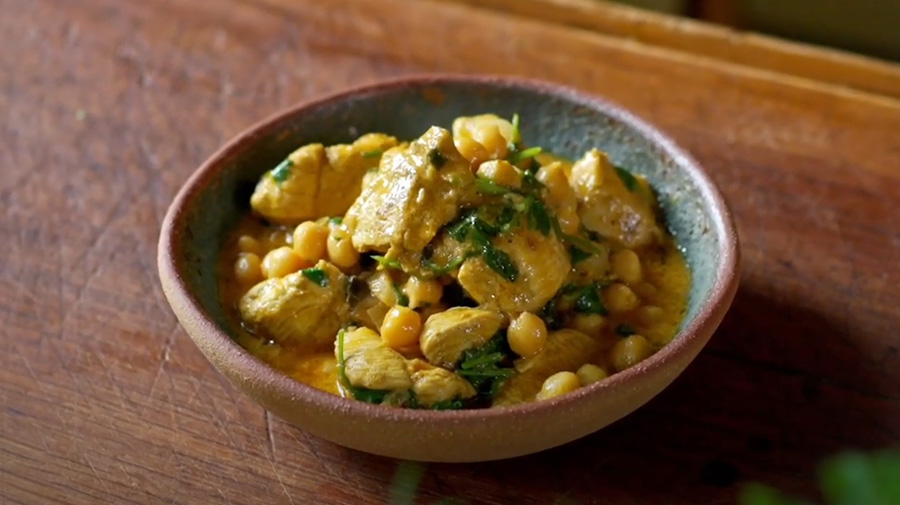 Pui curry - Familia Safir x chef Adrian Hădean