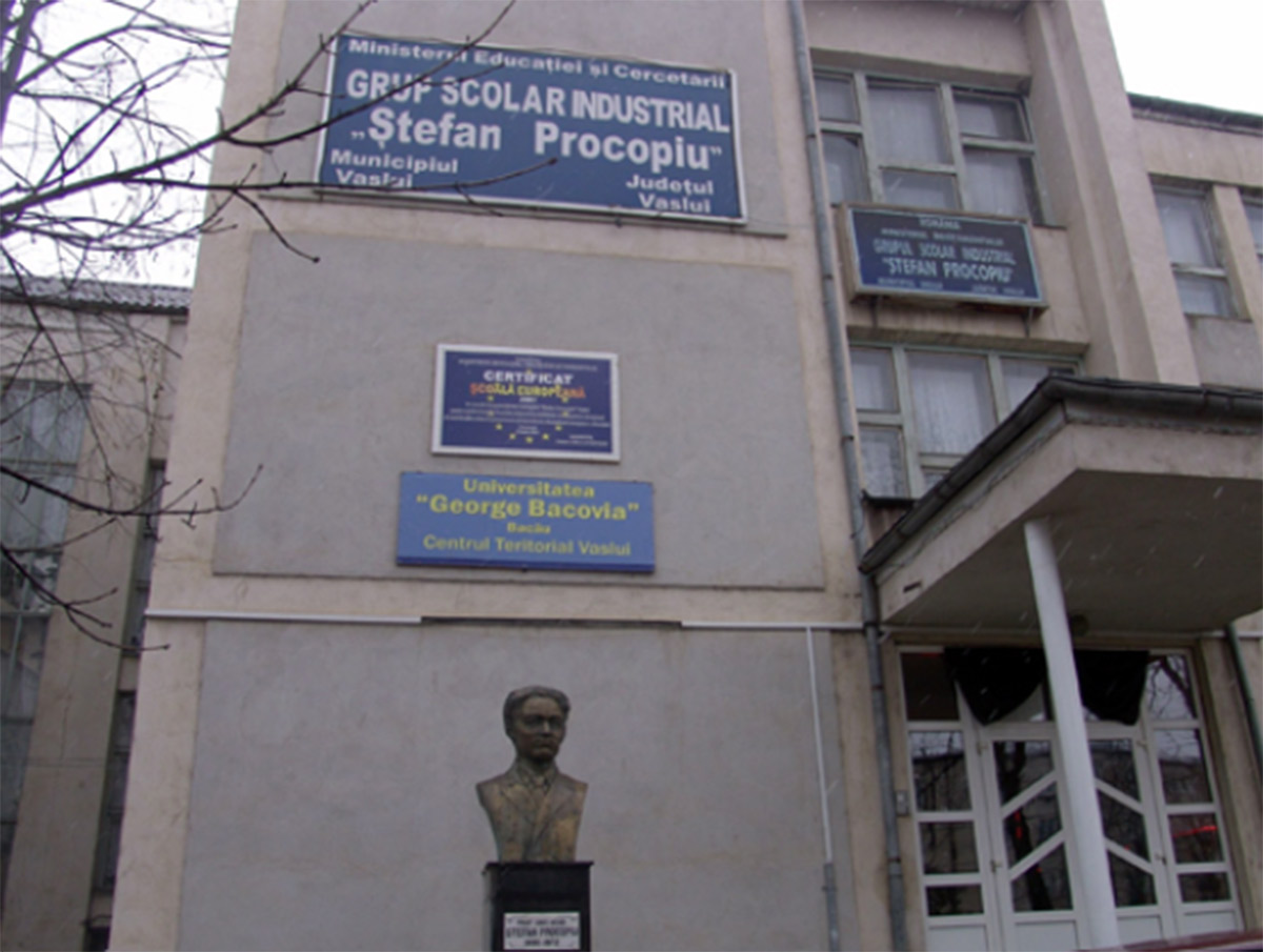 Parteneriat Familia Safir cu Liceul Procopiu din Vaslui